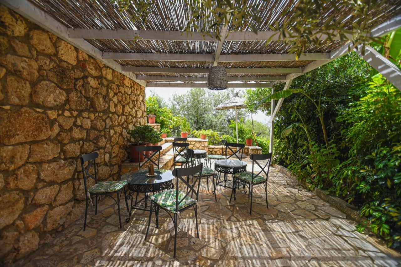 Hotel Imperial Dhermi Luaran gambar