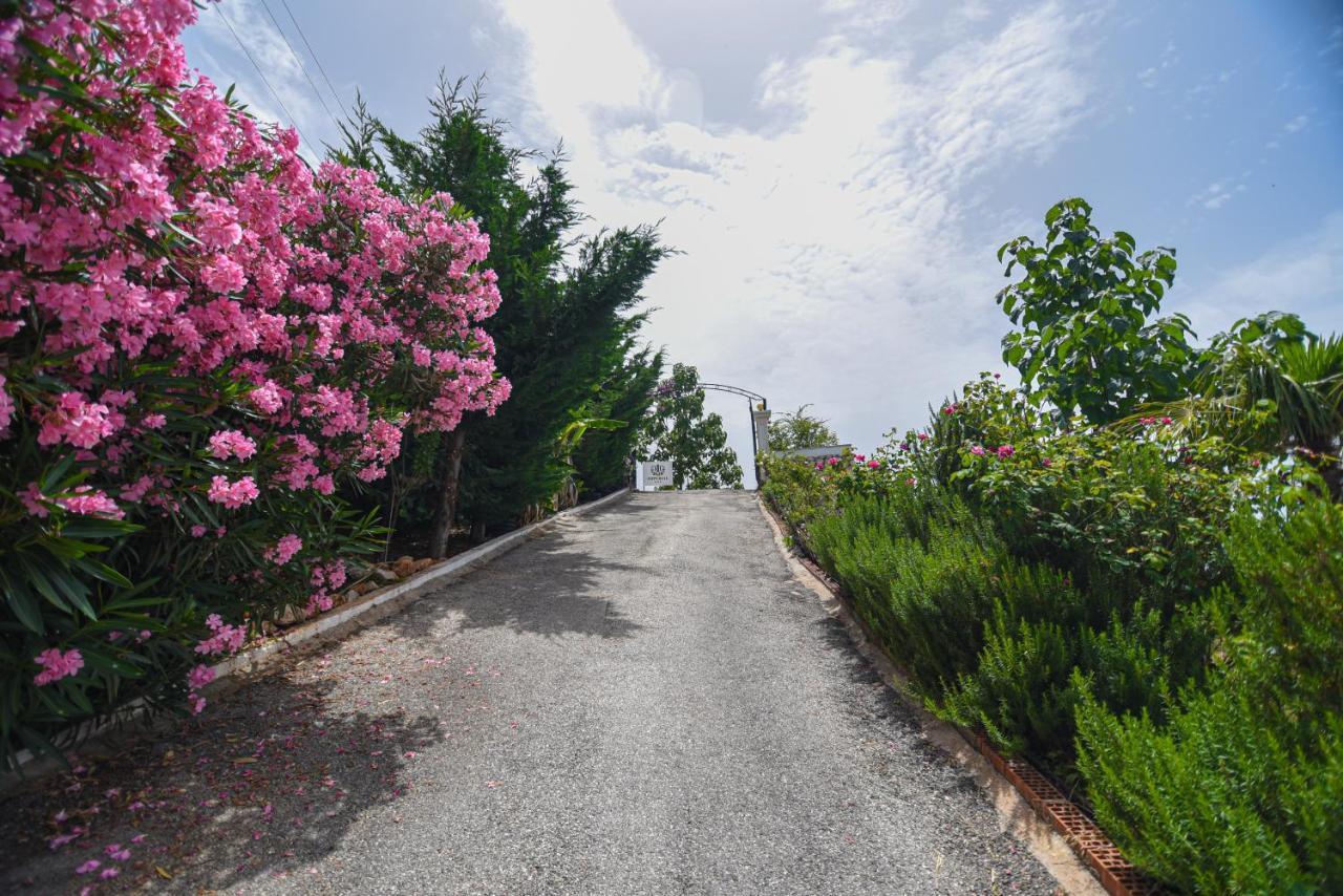 Hotel Imperial Dhermi Luaran gambar