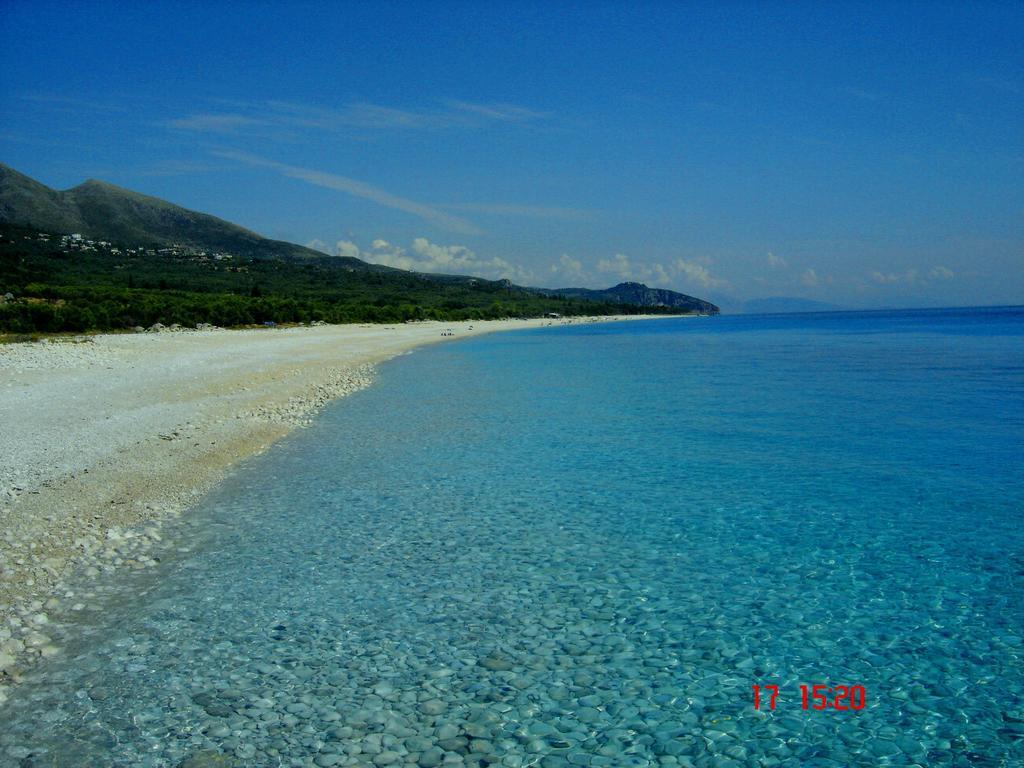 Hotel Imperial Dhermi Luaran gambar