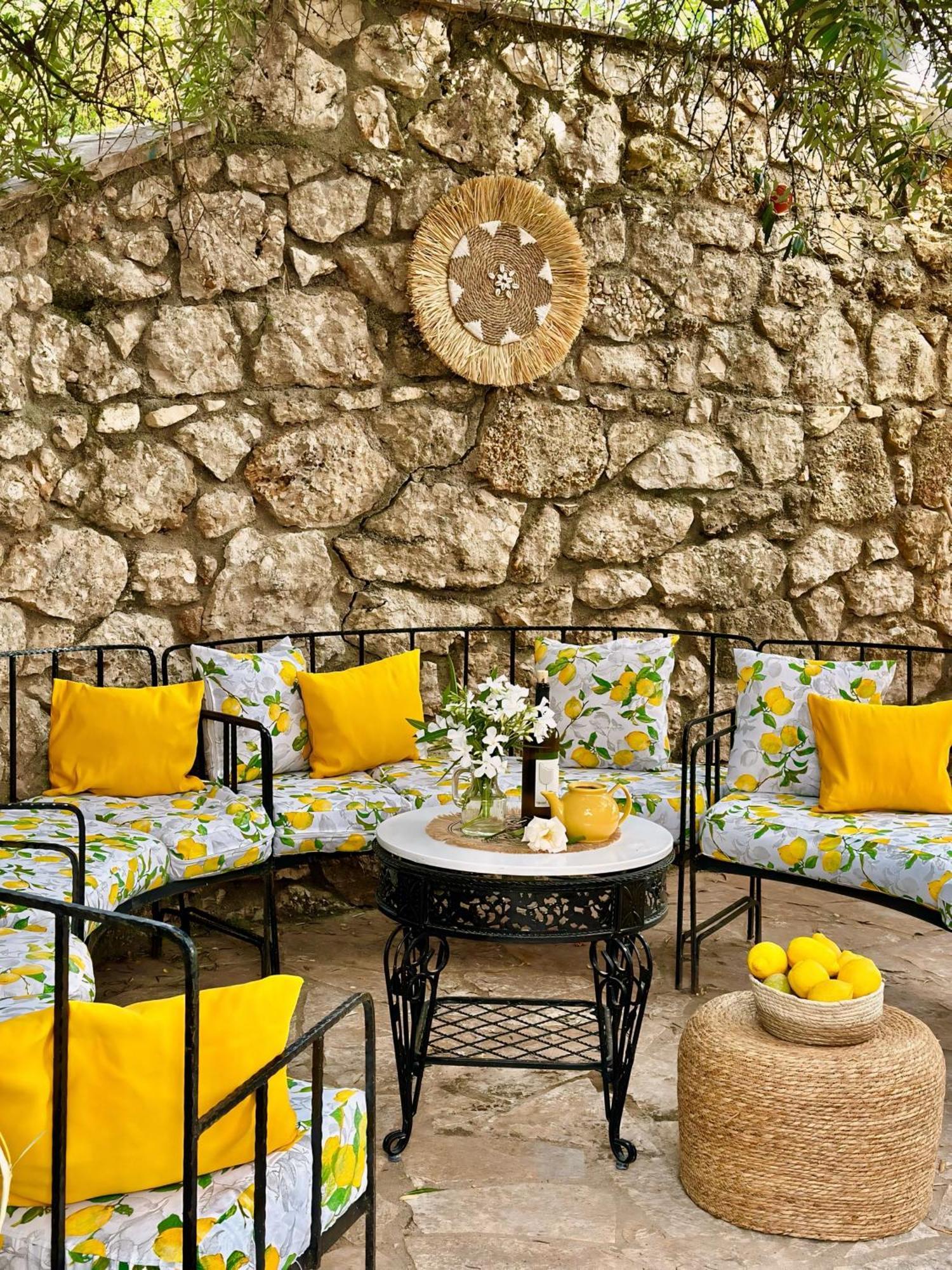 Hotel Imperial Dhermi Luaran gambar