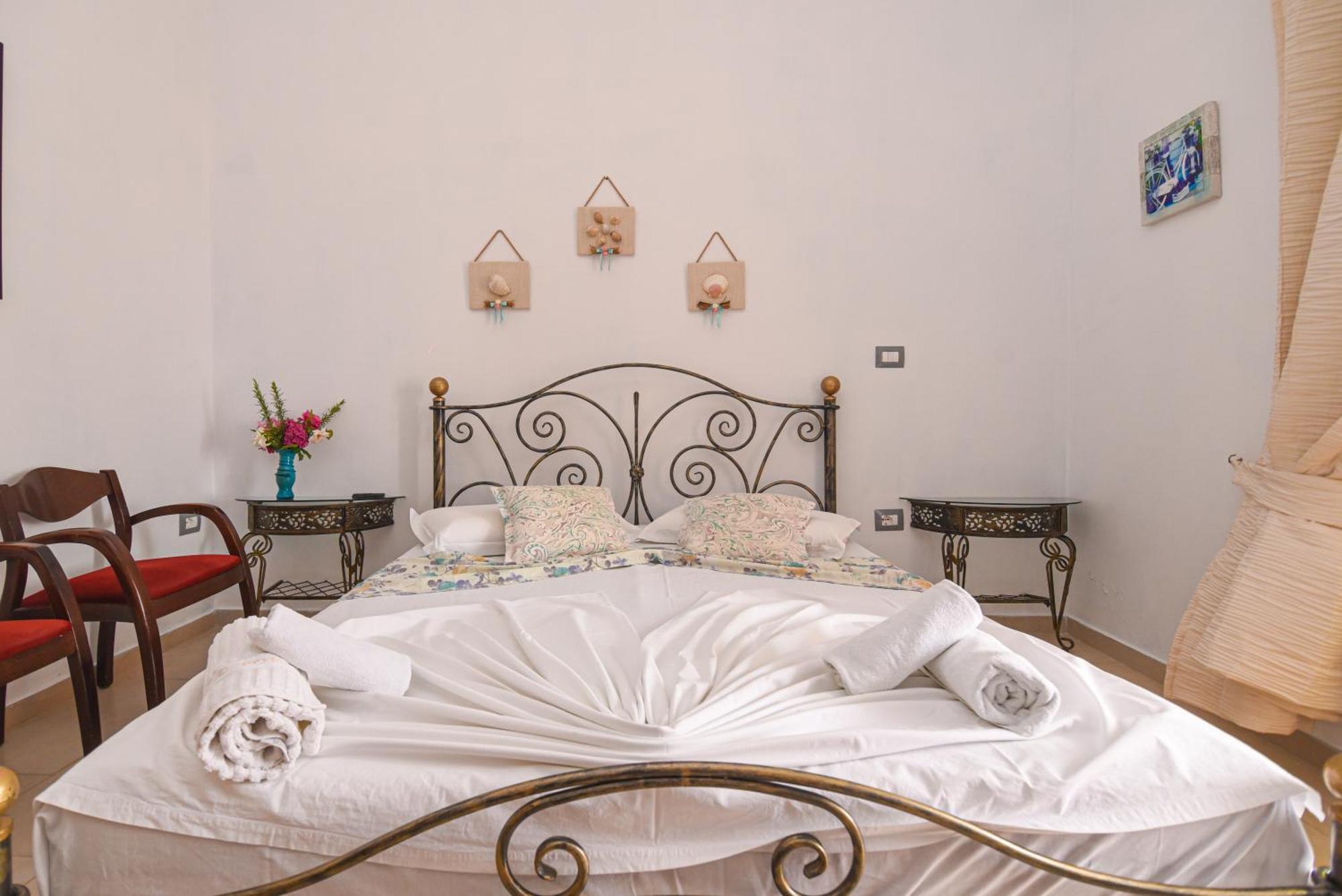 Hotel Imperial Dhermi Bilik gambar